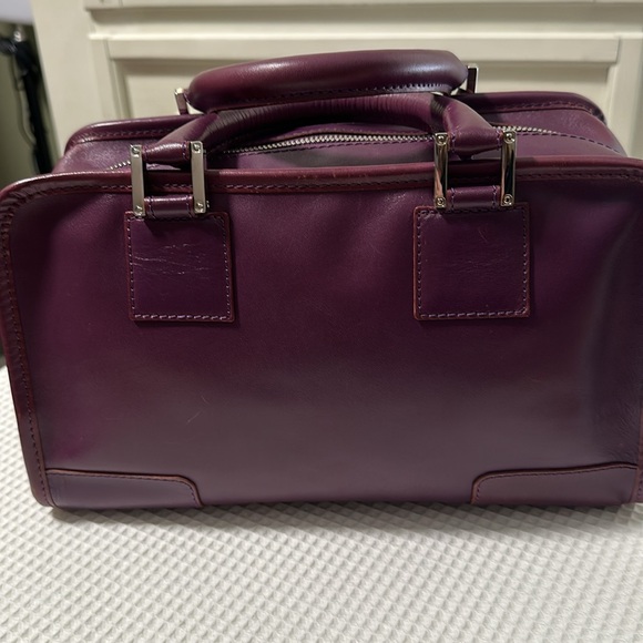 Loewe Authentic Purple Leather Women's Bag NWOT Firm - Picture 2 of 13